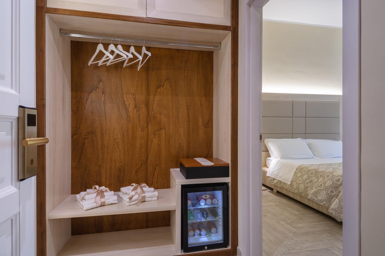 Villa Domus Salento Suites&Rooms Lecce Exterior foto