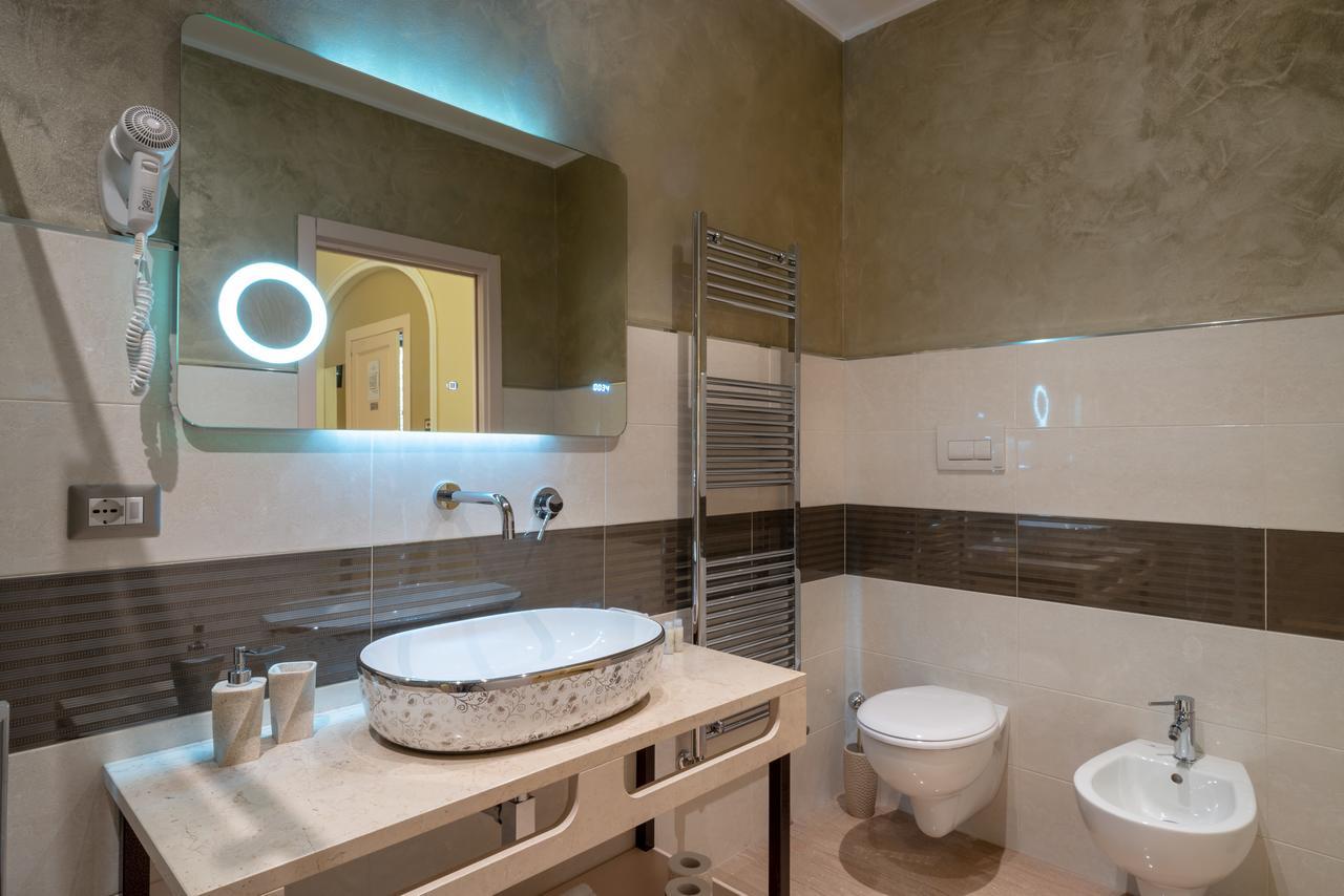 Villa Domus Salento Suites&Rooms Lecce Exterior foto