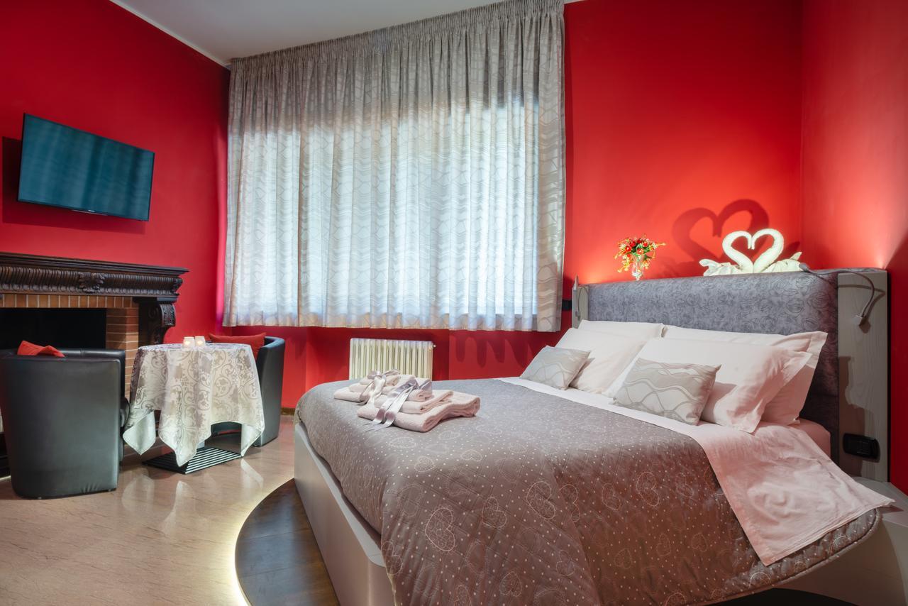 Villa Domus Salento Suites&Rooms Lecce Exterior foto