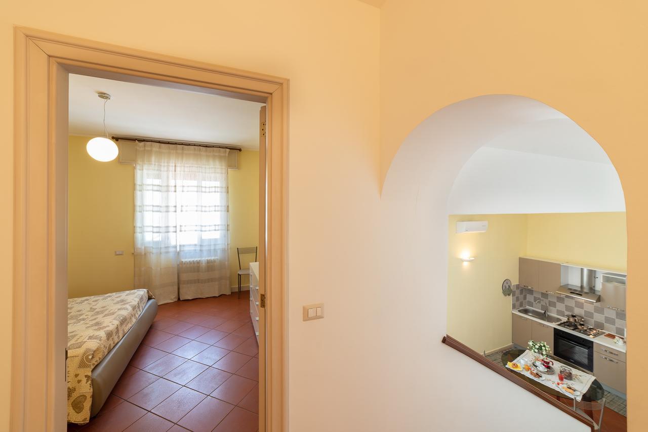 Villa Domus Salento Suites&Rooms Lecce Exterior foto